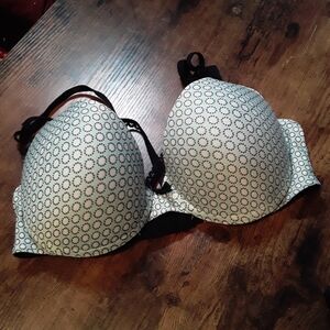 NWOT Smart & Sexy 36C/38B Sexy Strappy Padded underwire Push Up Bra Powder Blue